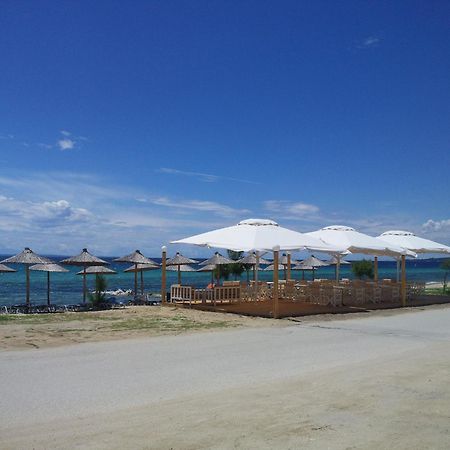 Ferienwohnung Assano Seafront Luxury Nikiti  Exterior foto