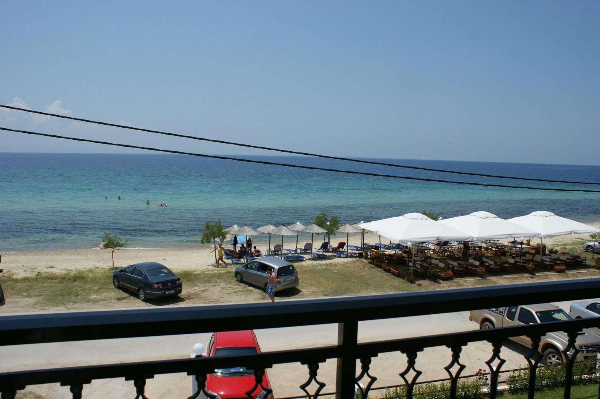 Ferienwohnung Assano Seafront Luxury Nikiti  Exterior foto